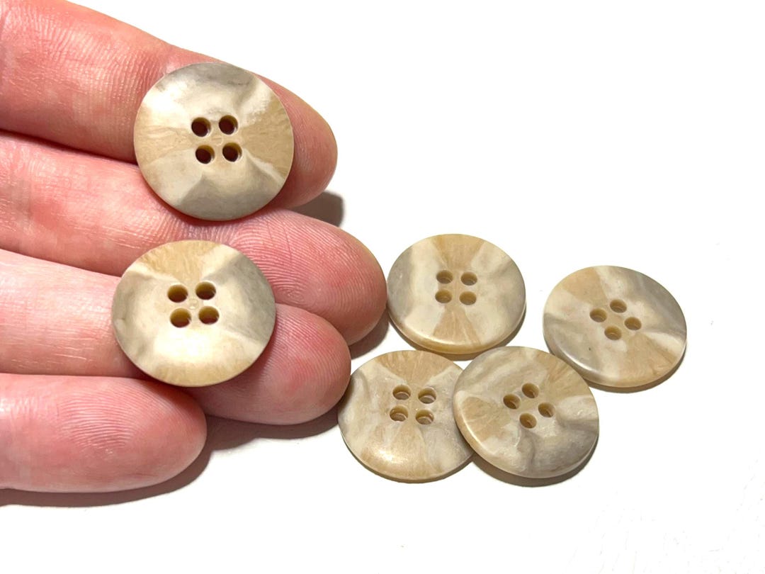 20mm BUFF Resin Swirl Buttons: 13/16