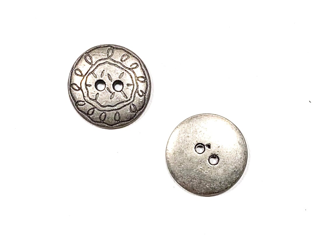 21mm Cast-metal Buttons: 13/16