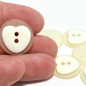 Set of 2-12 Two-Toned 19mm Heart Buttons - 3/4&quot; | 30L - MATTE / CREAM 2-Hole Heart Shaped Cutout Girly Vintage 60s/70s Buttons [B582]
