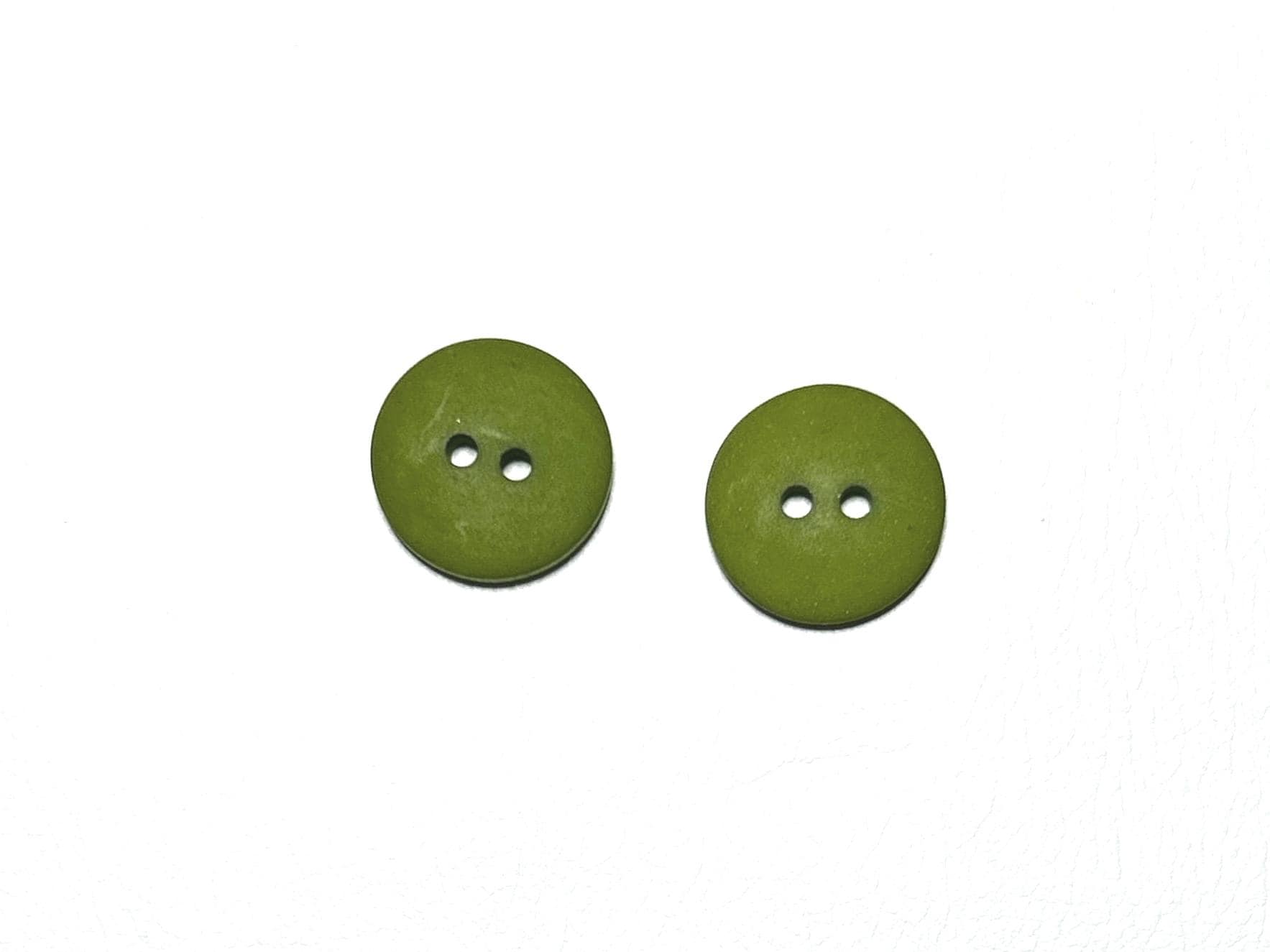 Matcha Button 15mm Matte GREEN Buttons: 5/8