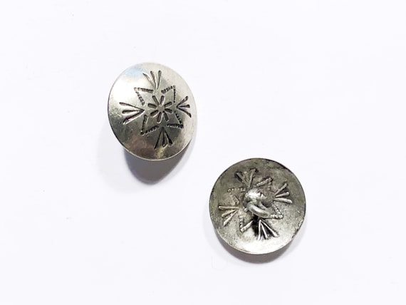 Astounding Vintage Native American Navajo Domed Sterling Silver Button Bracelet Old Astounding Vintage Native American Navajo Domed Sterling Silver Button Bracelet Old