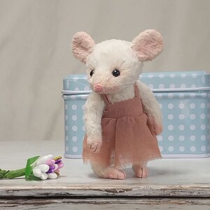 Miniature mouse Realistic toy OOAK Artificial stuffed animal Cute baby rat toy Soft sculpture pet Faux taxidermy Plush art doll Home Decor