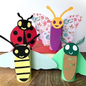 Toiletpapierrol Insecten SVG en PDF - Vlinder, Mot, Lieveheersbeestje en Bijentoiletpapierrol gesneden bestand en afdrukbaar voor Cricut & Handsnijden