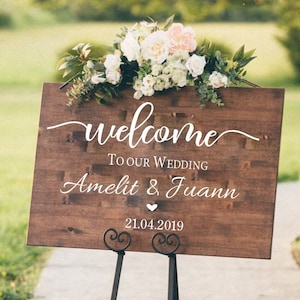 Wedding welcome sticker Personalized wedding names wedding sticker Wedding welcome sign wood