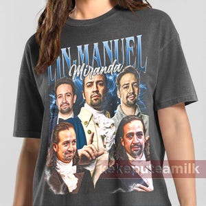 Lin-Manuel Miranda, Broadway Songwriter Actor Graphic Tee – Musical Theater Fan T-Shirt – Pop Culture Stage Gift 90s Poster Graphic Tee ID