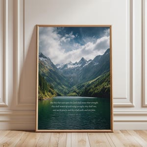 Jesaja 40:31 muurkunst afdrukbare, zij die wachten op de heer, adelaarsvleugels schriftkunst, berglandschap bijbelvers afdrukken
