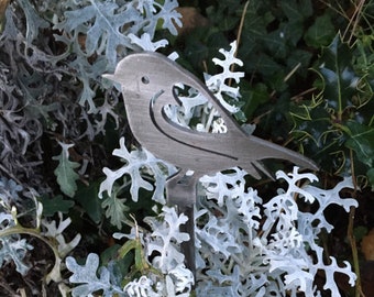 Garden Decoration-Plant Support- Garden Art-Garden stake- robin-Garden Steel- Garden ornament-red robin- Mother&#39;s Day Gifts- Gardener&#39;s Gift
