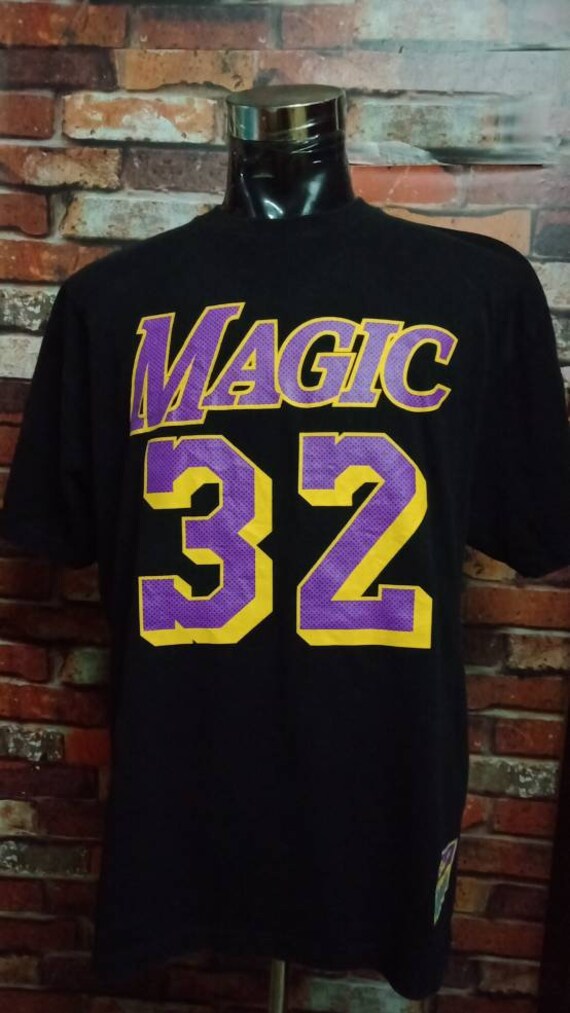Vintage 90's Nba Tshirt Magic Johnson XL Size