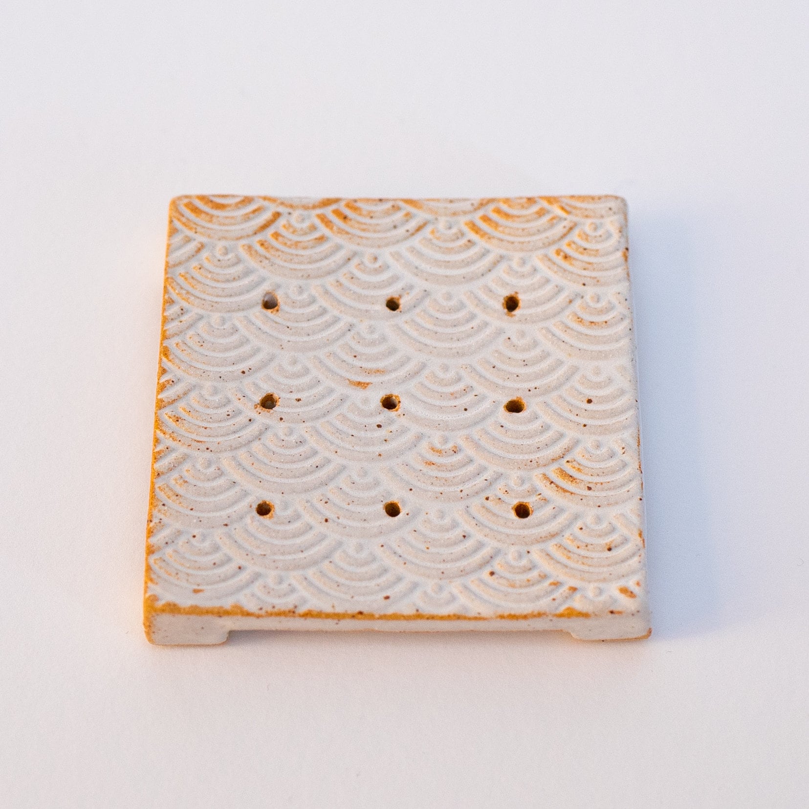 Bathroom Soap Dishes & Dispensers Japanese style pottery Black Ceramic