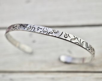 Silver cuff | Textured silver cuff | Flowery silver cuff | Handmade silver jewellery | Solid silver bangle | Gift for her | Gift for mum