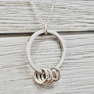 Silver circles necklace | Birthday gift | Sterling silver linked circle necklace | Birthday jewellery | Gift for her