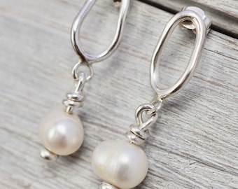 Pearl earrings | Freshwater pearl drop earrings | Sterling silver pearl earrings | Handmade pearl jewellery | Pearl birthday gift