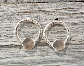 Little circle sterling silver studs | Small round studs | Gift for mum | Gift for daughter | Gift for her | Bridesmaid gift