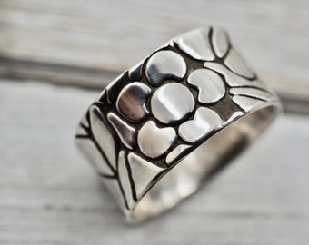 Silver floral ring | Wide sterling silver flower band | Wide silver band | Flower ring | Handmade silver jewellery | Gift for her