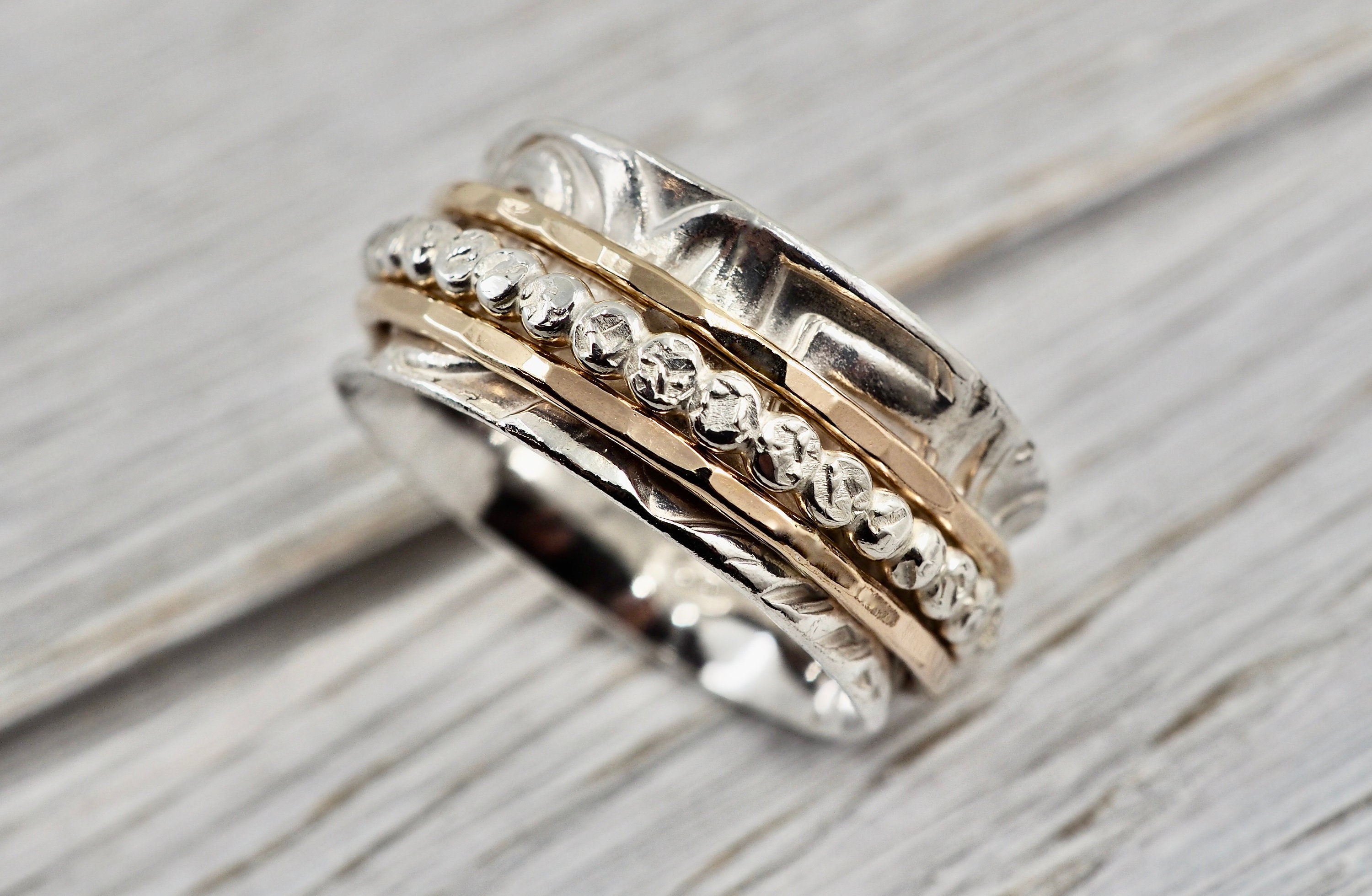 monster etnisch het dossier Spinner ring | Fidget ring | Anxiety ring | Sterling silver spinner ring | Silver and gold ring | Perfect gift for her | Gift for wife monster etnisch het dossier Spinner ring | Fidget ring | Anxiety ring | Sterling silver spinner ring | Silver and gold ring | Perfect gift for her | Gift for wife