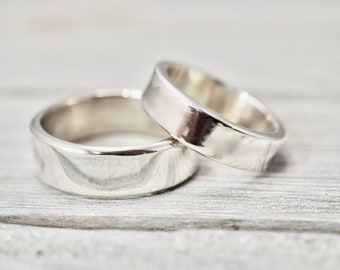 Silver wedding rings | Mr and Mrs rings | Sterling silver wedding rings | Silver wedding rings | Handmade wedding rings | His and her rings