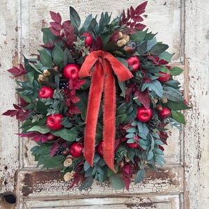Apple Wreath for Fall, Colonial Williamsburg Style Wreath with Fruit and Berries, Autumn Wreath with Apples, Front Door, Thanksgiving Wreath