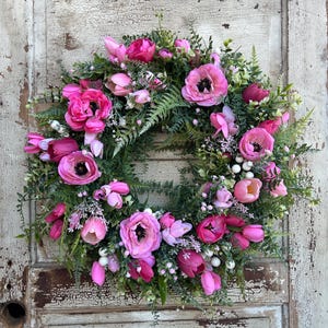 Pink Spring Wreath For Front Door, Pink Tulip Wreath For Spring, Farmhouse Decor, Cottagecore Door Decor, Cottage Wreath, Pink Ranunculus