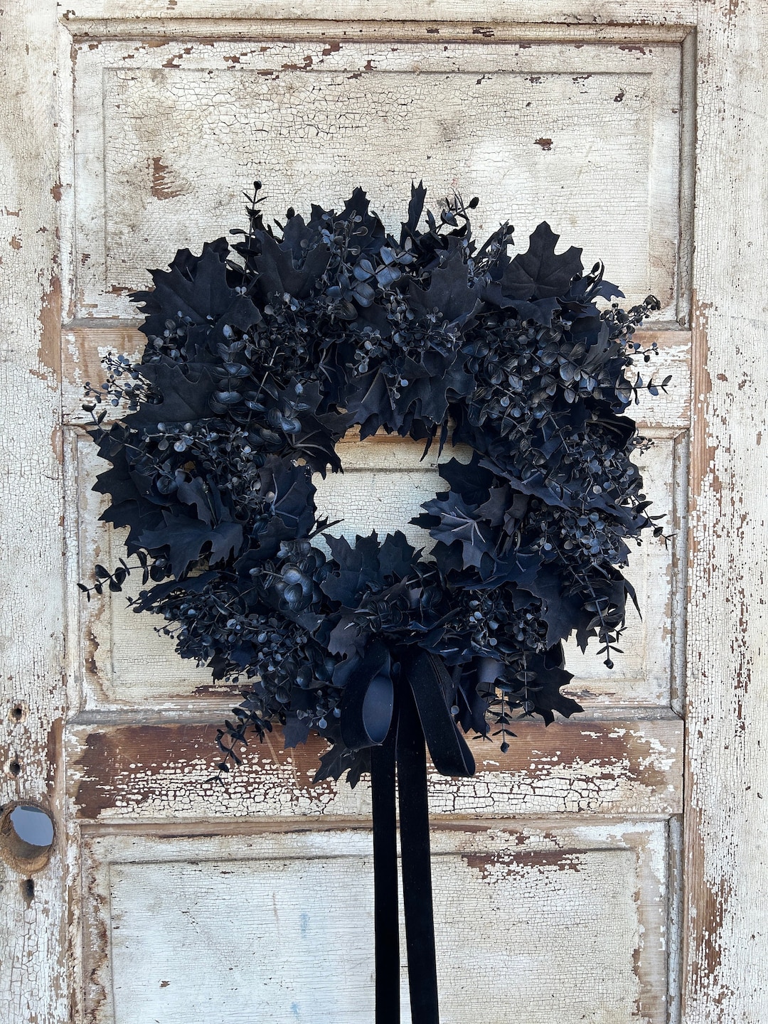 Black Halloween Wreath, All Black Wreath for Front Door, Gothic Wreath(00)