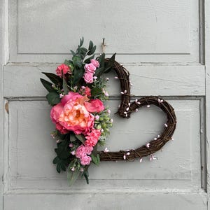 Pink Rose Valentine&#39;s Day Farmhouse Wreath, Valentine Heart Shape Wreath, Rustic Valentine Wreath For Front Door, Love Wreath February Gift