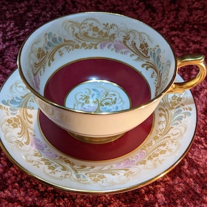 Vintage Windsor Teacup and Saucer Bone China England Burgundy/Gold Floral
