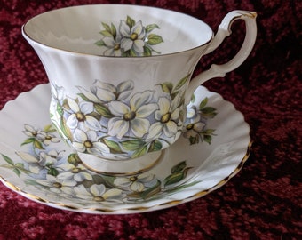 Vintage Royal Albert Teacup and Saucer Bone China England Pacific Dogwood