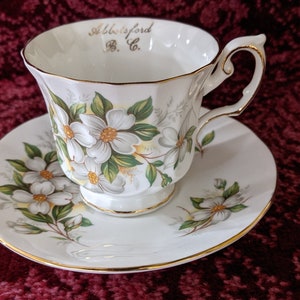 Vintage Elizabethan Teacup and Saucer Bone China England Abbotsford BC Dogwood