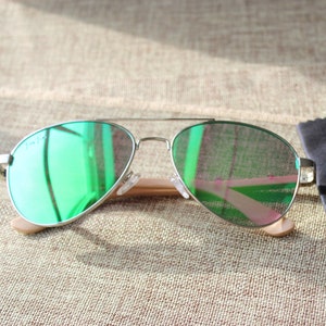 Beech Wood Polarized Aviators Wooden Sunglasses Unisex Sunglasses Eco-Friendly Sustainable Gifts
