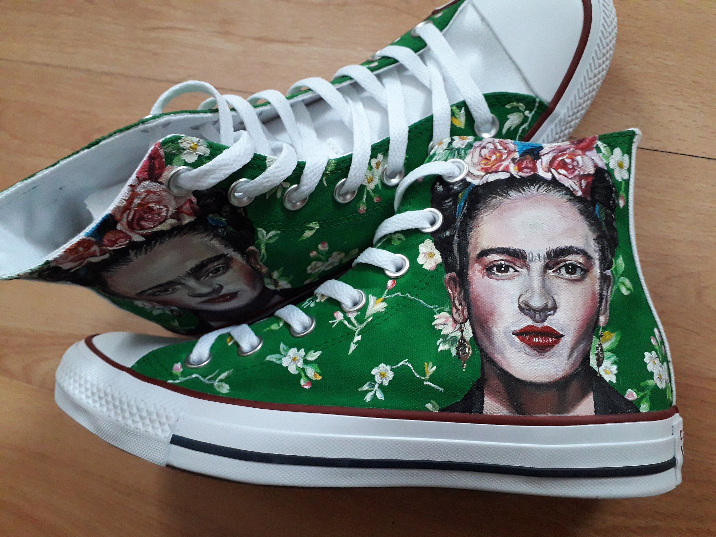 Converse de cheap frida kahlo
