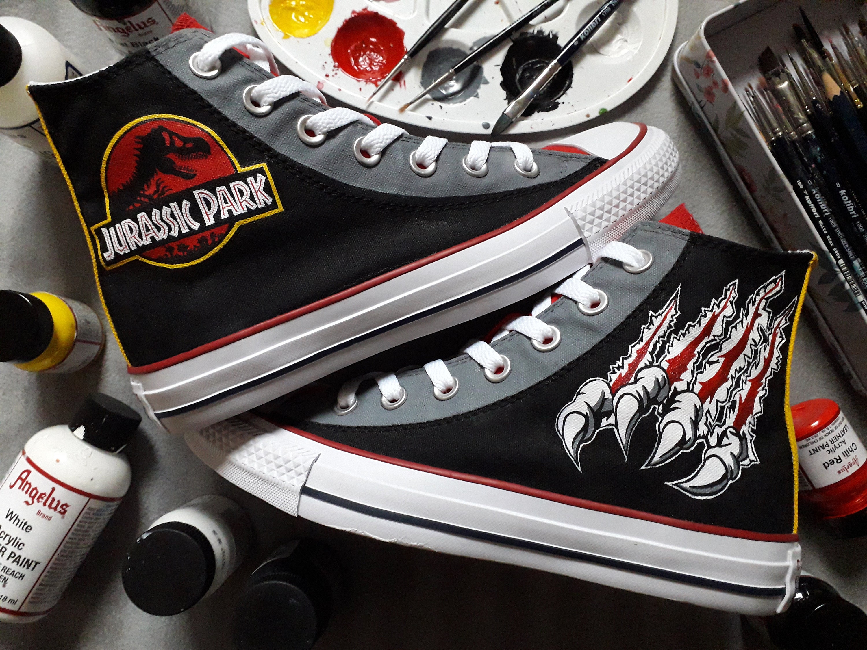 Jurassic Park Converse Custom Shoes Hand Painted Shoes - Etsy Hong Kong Jurassic Park Converse Custom Shoes Hand Painted Shoes - Etsy Hong Kong