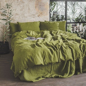 Natural Linen Bedding Set in Moss Green