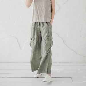 Relaxed Fit Linen Cargo Pants: High Waist Pocket Trousers