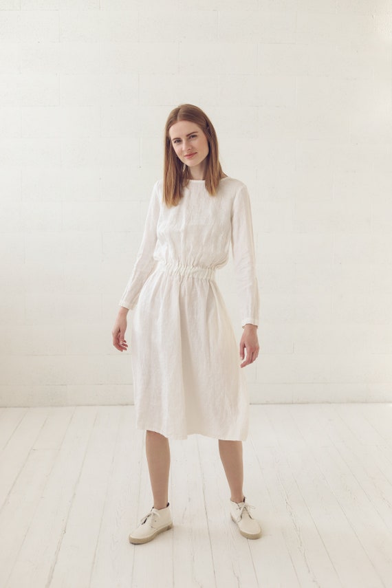 Fitted Linen Dress, Short Sleeves, Elegant Versatile Style - Etsy Fitted Linen Dress, Short Sleeves, Elegant Versatile Style - Etsy
