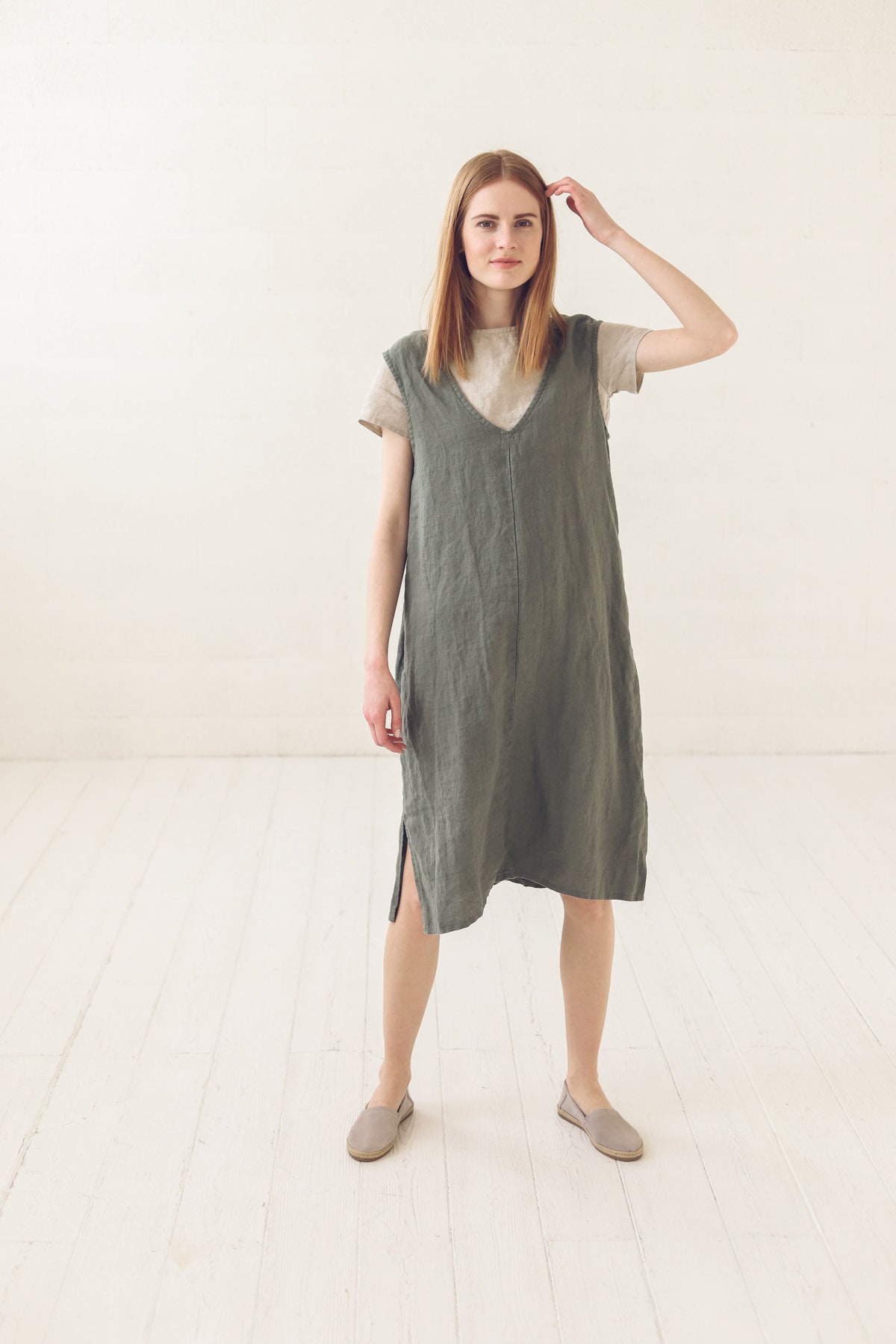 Oversized Linen Pinafore Dress: Sleeveless Tunic with Pockets