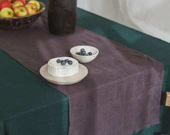 Chemin de table en lin fait main avec franges : décoration de salle à manger en lin européen