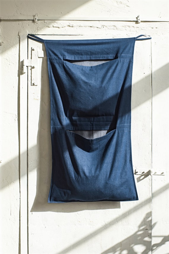 Hängender Leinen Wäschesack: 2-Taschen-Wäschekorb