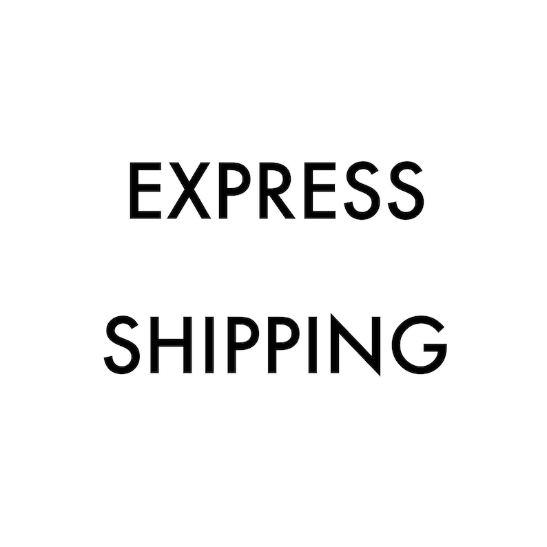 Puede incluir: Texto en blanco y negro sobre un fondo blanco que dice "EXPRESS SHIPPING".