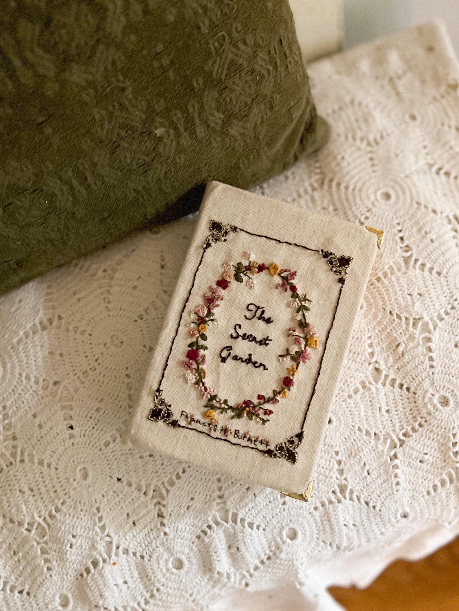 Secret Garden Embroidered Hedgehog Gloves