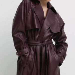 Burgundy faux leather trenchcoat for Women, Vegan leather Fall Outerwear for Women, Classy Coat PU leather