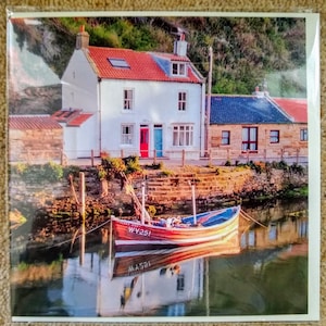 Pueblo de pescadores de Staithes. Tarjeta de cumpleaños/saludos en blanco de 6x6 pulgadas.