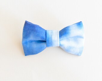 Blue Tie Dye Cat Bow Tie