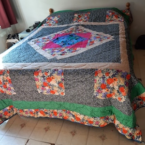 Beautiful hand quilted King size Quilt.