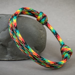 JAMAICAN Flag / Rasta / Reggae / Bob Marley - ADJUSTABLE 550 Paracord Bracelet - UK