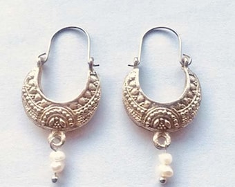 NEW  Traditional Croatian Handmade Earrings With White Pearls - Verizice