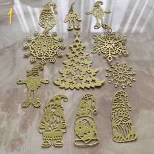Embellissements de papier, arbre de Noël, gnoms, flocons de neige, embellissements de scrapbook, embellissement de coupes de matrice pour cahiers, pour cartes de vœux.