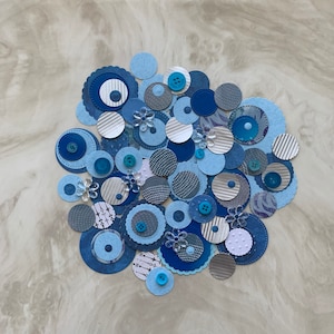 Embellissements de papier, embellissements de scrapbook, embellissement d’inspiration fait à la main pour les cahiers, pour les cartes de vœux.