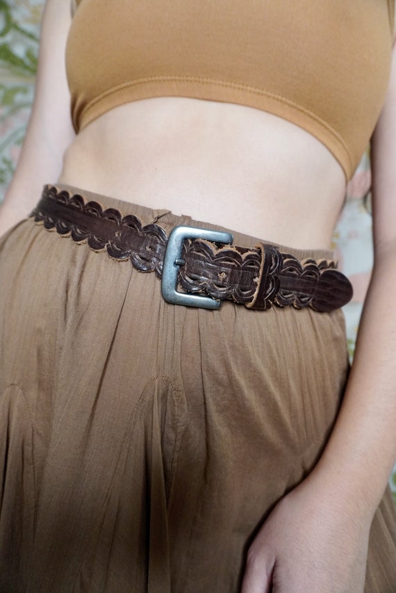 Vintage Scallop Leather Belt, S-M