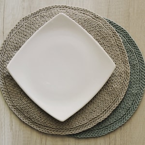 Crochet placemat pattern, Crochet placemats, Crochet table mat, Crochet table setting, Easy crochet, Crocheted placemat
