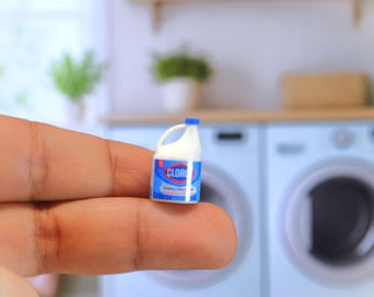Dollhouse Miniature Bleach, Mini Bottle Cleaning Supplies, 1:12 Scale, Doll House Laundry Accessories