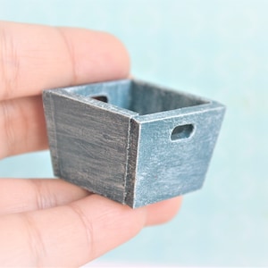 Dollhouse Miniature Storage Container Box 1:12 Scale